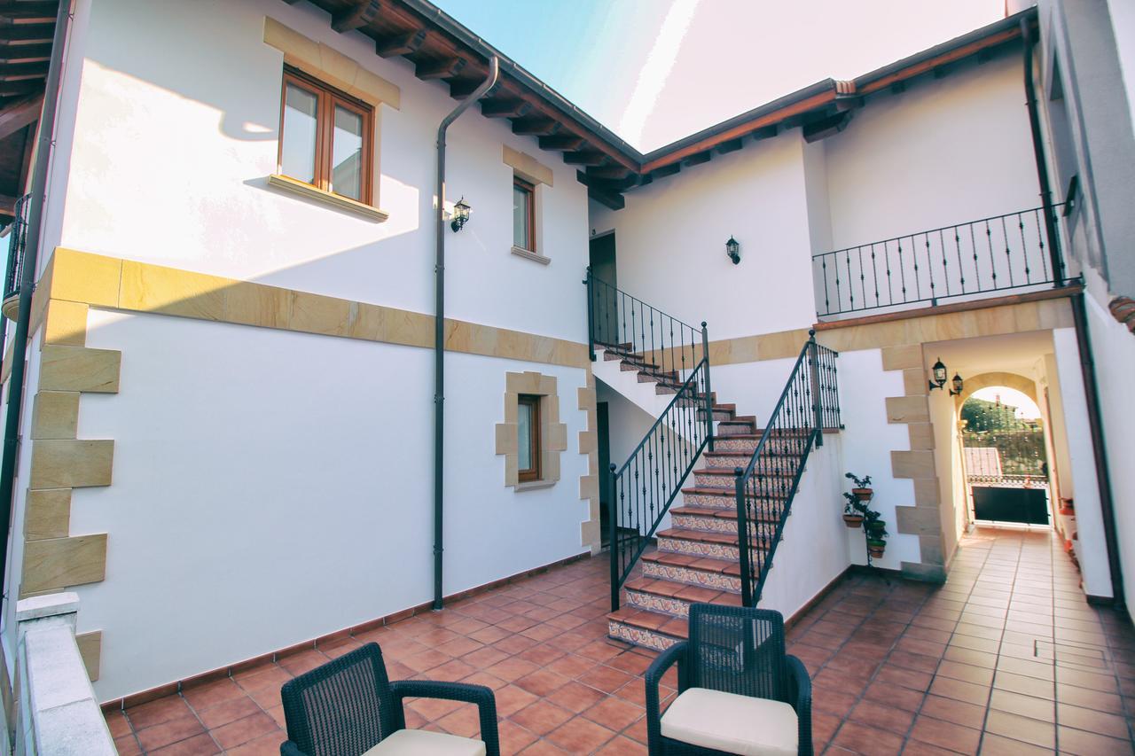 Apartamentos La Fuente De Enmedio ซวนเซส ภายนอก รูปภาพ